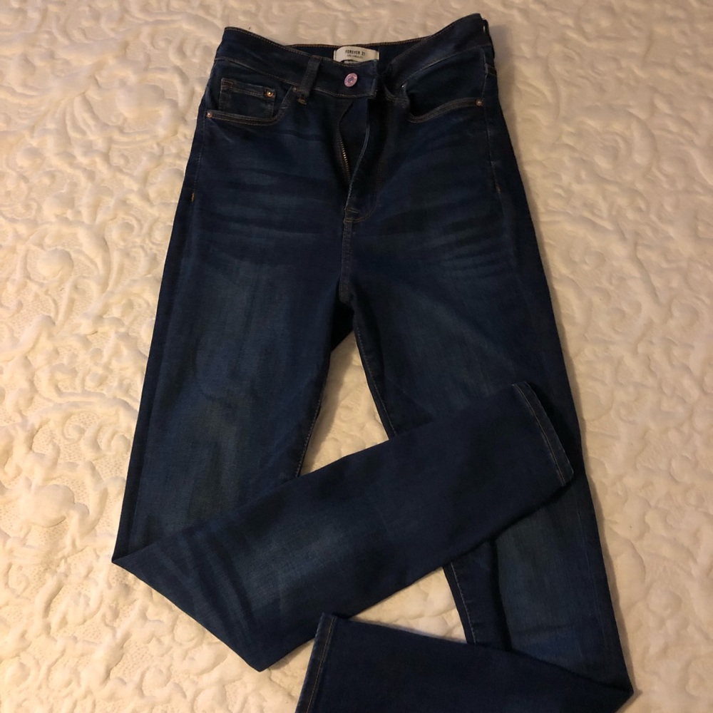 F21 butt lifting jeans